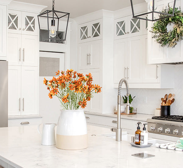 Silkfloras-Orange-Fake-Cosmos-FlowerArranged-in-a-White-Vase-dinning-room-decor