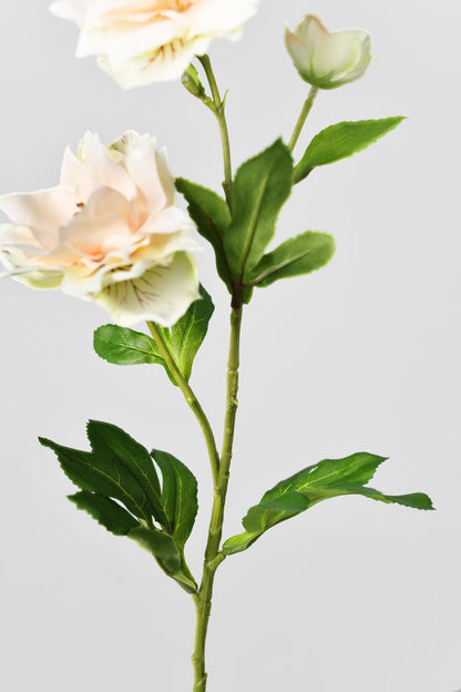 The stems of the artificial flowers contain iron wire, which can be freely bent or adjusted in length.